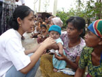 distribution de pillules d�sinfectantes pour l'eau