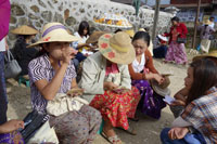 vendeuse march&eacute; mogok