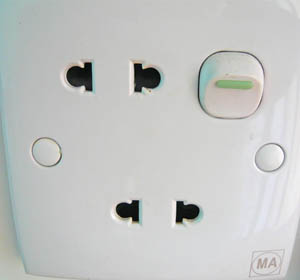 prise &eacute;lectrique en birmanie