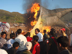 ballon en feu au d&eacute;collage